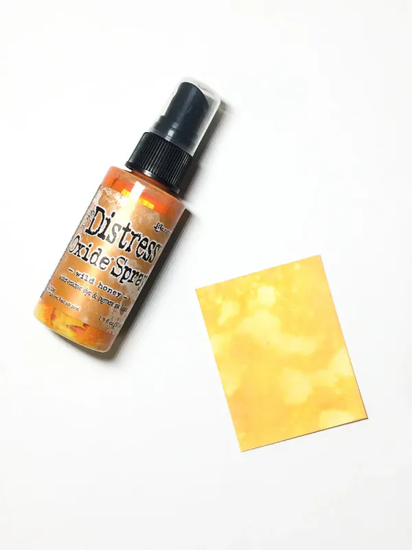  Tim Holtz Distress Oxide Spray Wild Honey 1,9 fl oz (TSO67986)